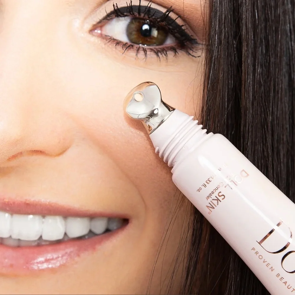 Doll 10 T.C.E. Super Coverage Concealer - Light